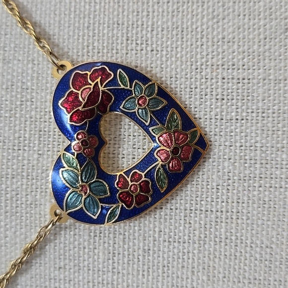 VINTAGE CLOISONNE OPEN CENTER HEART NECKLACE - Picture 2 of 5